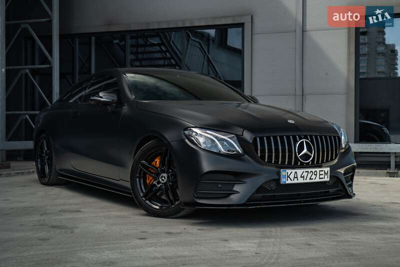 Купе Mercedes-Benz E-Class 2019 в 