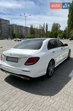 Седан Mercedes-Benz E-Class 2018 в 