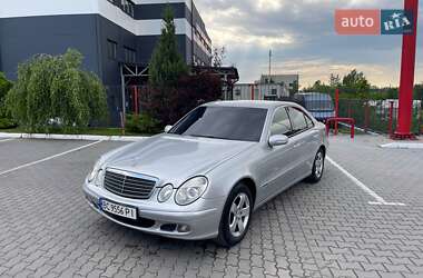 Седан Mercedes-Benz E-Class 2005 в Львове