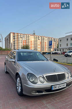 Седан Mercedes-Benz E-Class 2004 в Хмельницькому