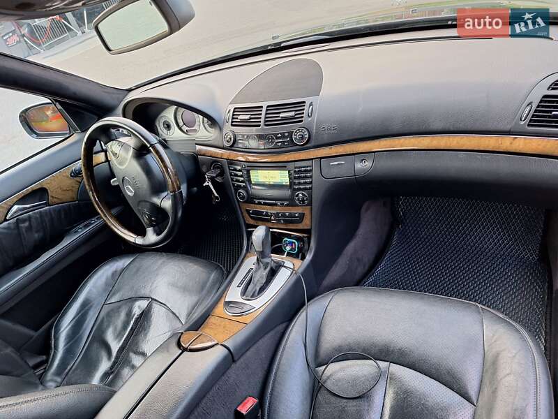 Седан Mercedes-Benz E-Class 2006 в Долине