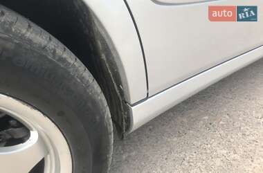 Седан Mercedes-Benz E-Class 2004 в 