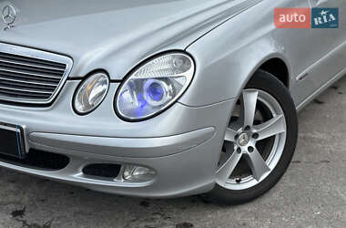 Седан Mercedes-Benz E-Class 2002 в 
