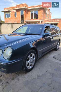 Универсал Mercedes-Benz E-Class 2001 в 