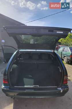 Универсал Mercedes-Benz E-Class 2001 в 