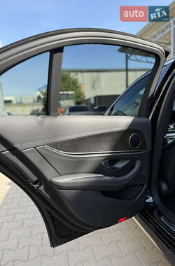 Седан Mercedes-Benz E-Class 2020 в 