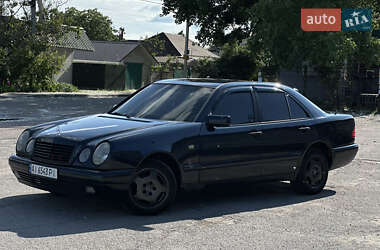 Седан Mercedes-Benz E-Class 1996 в 