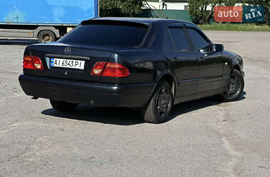 Седан Mercedes-Benz E-Class 1996 в 