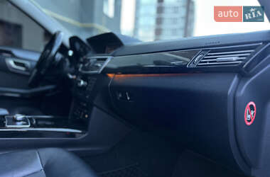 Седан Mercedes-Benz E-Class 2012 в 