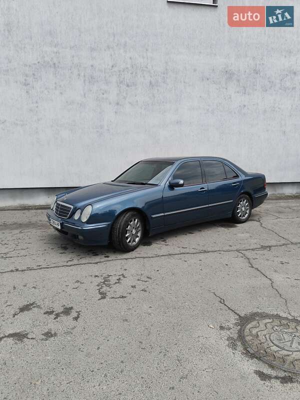 Mercedes-Benz E-Class 1999