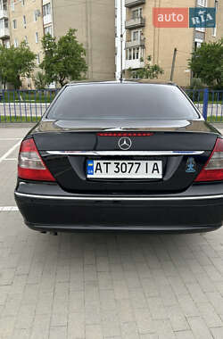 Седан Mercedes-Benz E-Class 2008 в 