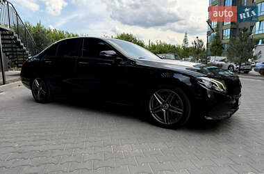 Седан Mercedes-Benz E-Class 2017 в 