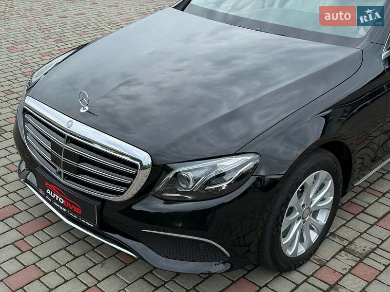 Седан Mercedes-Benz E-Class 2017 в Луцке