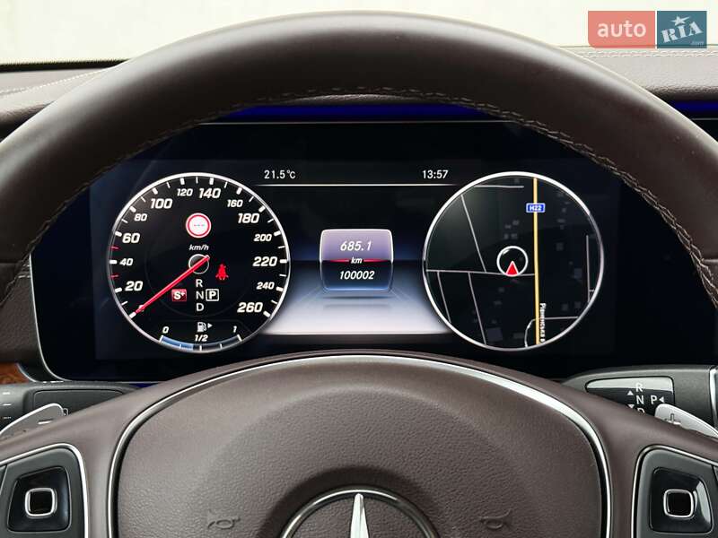 Седан Mercedes-Benz E-Class 2017 в Луцке