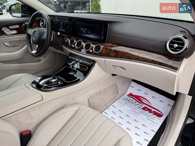 Седан Mercedes-Benz E-Class 2017 в Луцке