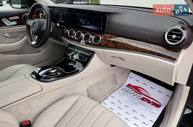 Седан Mercedes-Benz E-Class 2017 в 
