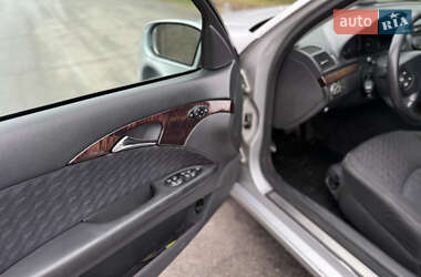 Универсал Mercedes-Benz E-Class 2005 в 