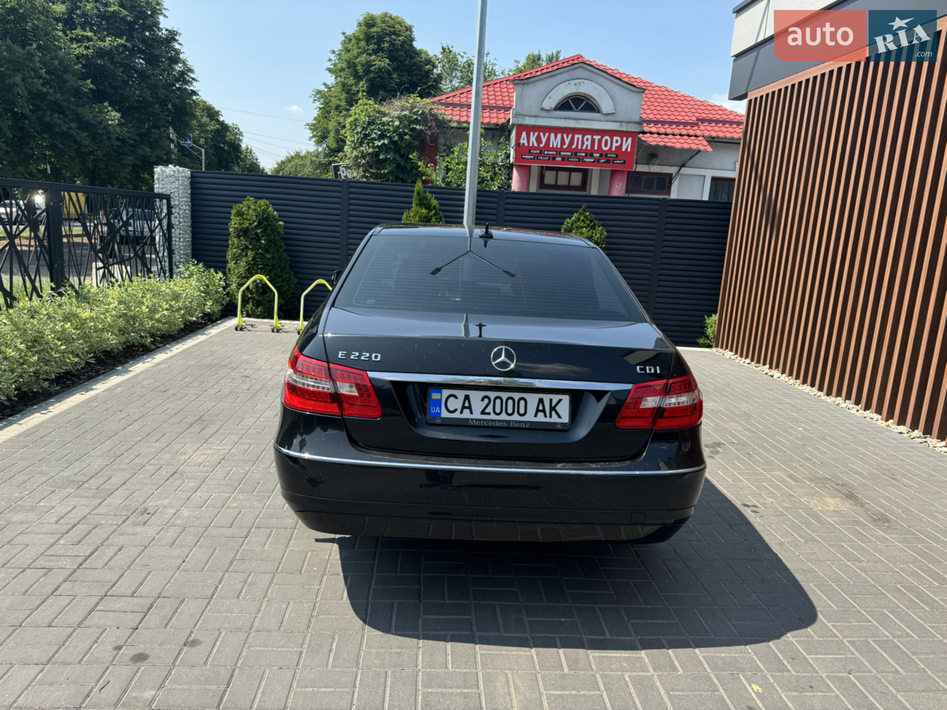 2011 Mercedes-Benz E-klasse - мініатюра 2