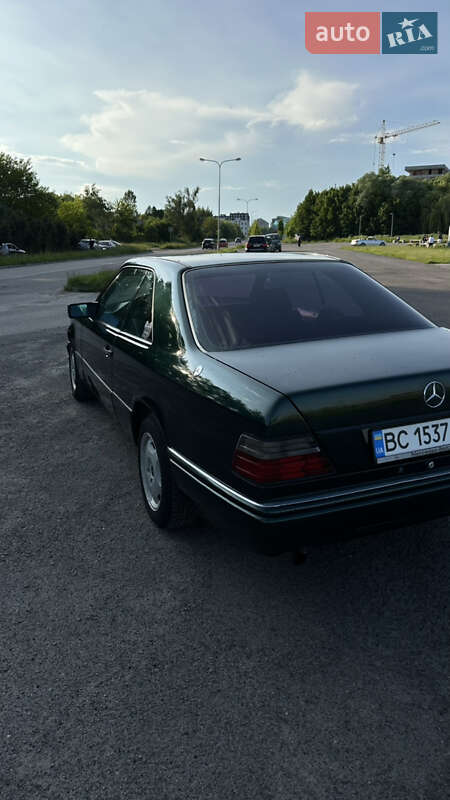 Купе Mercedes-Benz E-Class 1996 в Львове