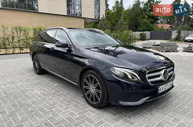 Универсал Mercedes-Benz E-Class 2017 в 