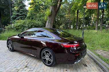 Купе Mercedes-Benz E-Class 2018 в 