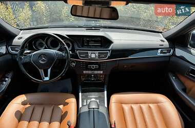 Седан Mercedes-Benz E-Class 2013 в 