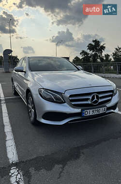 Седан Mercedes-Benz E-Class 2016 в 