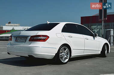 Седан Mercedes-Benz E-Class 2012 в 