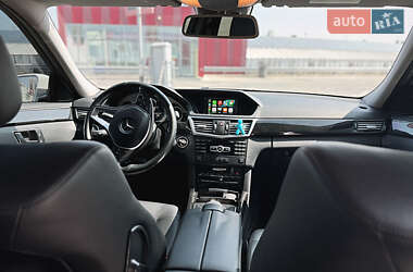 Седан Mercedes-Benz E-Class 2012 в 
