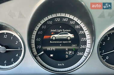 Седан Mercedes-Benz E-Class 2012 в 
