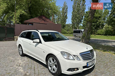 Універсал Mercedes-Benz E-Class 2011 в Львові