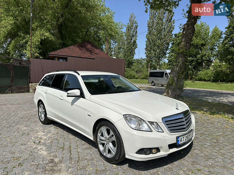 Mercedes-Benz E-Class 2011