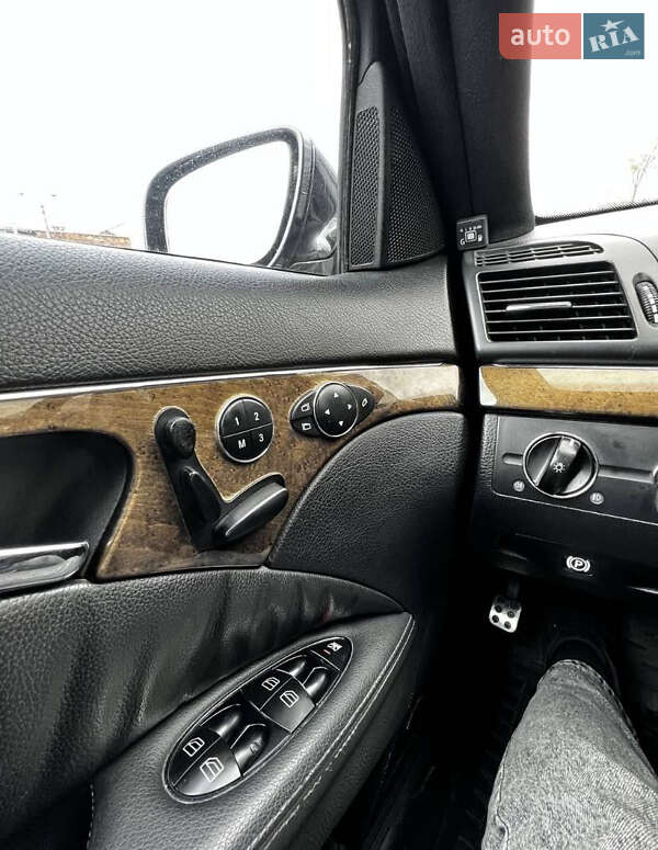 Седан Mercedes-Benz E-Class 2006 в Львові