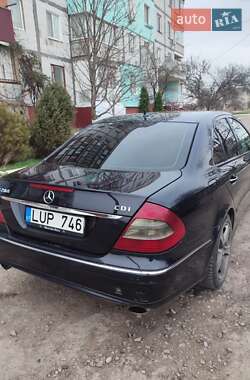 Седан Mercedes-Benz E-Class 2007 в Маяках