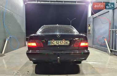 Седан Mercedes-Benz E-Class 2000 в 