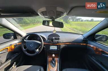 Седан Mercedes-Benz E-Class 2003 в 