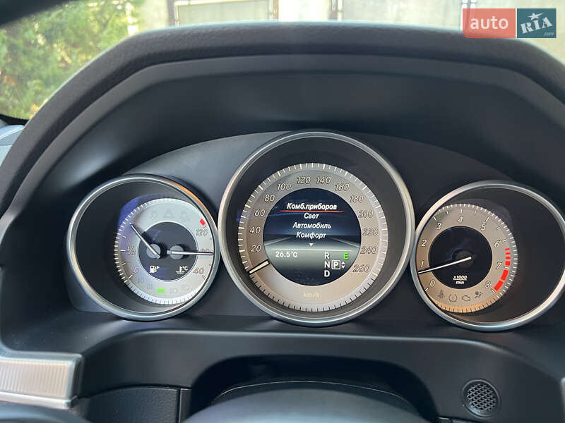Седан Mercedes-Benz E-Class 2015 в Сваляве