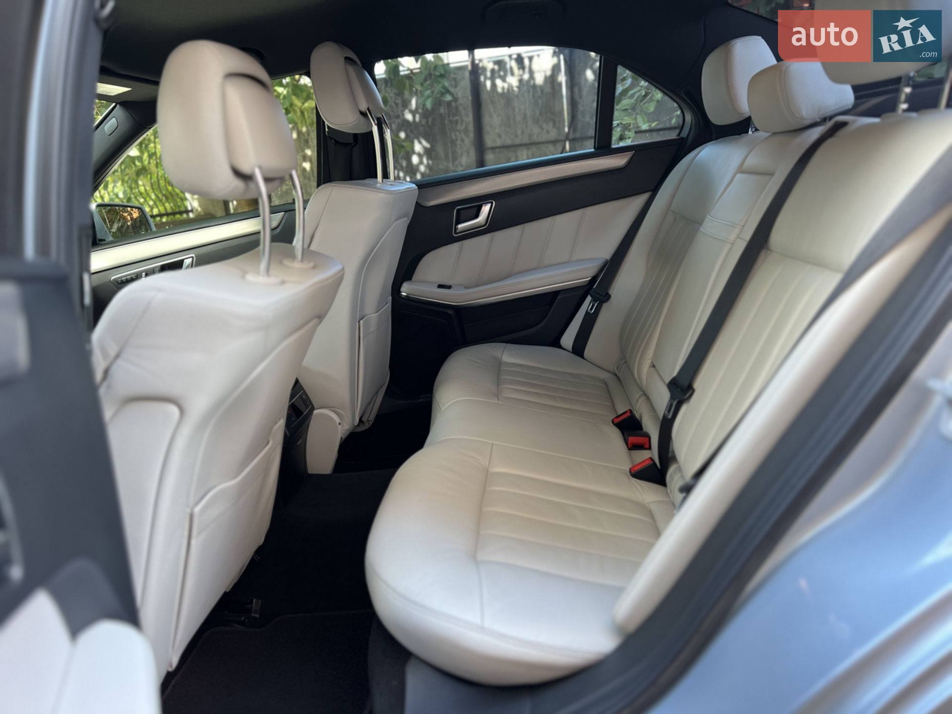 2015 Mercedes-Benz E-klasse - мініатюра 43