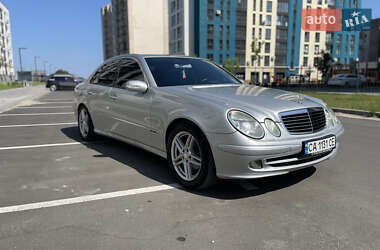 Седан Mercedes-Benz E-Class 2003 в 