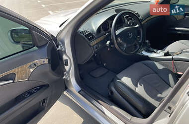 Седан Mercedes-Benz E-Class 2003 в 