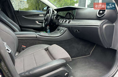 Седан Mercedes-Benz E-Class 2020 в 
