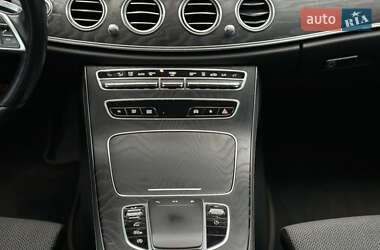 Седан Mercedes-Benz E-Class 2020 в 