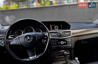 Седан Mercedes-Benz E-Class 2009 в 