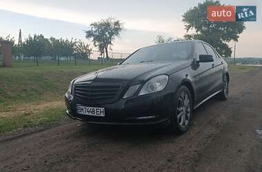 Седан Mercedes-Benz E-Class 2011 в Сумах