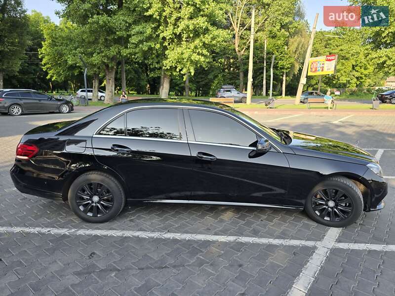 Седан Mercedes-Benz E-Class 2015 в Хмельницькому
