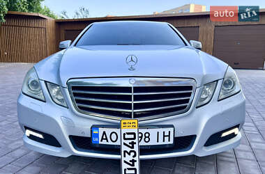 Седан Mercedes-Benz E-Class 2010 в 