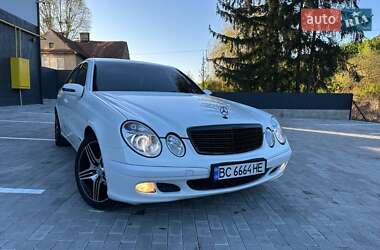 Седан Mercedes-Benz E-Class 2004 в Кременце