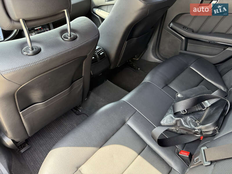 Седан Mercedes-Benz E-Class 2012 в Киеве