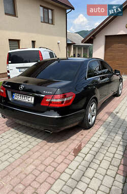 Седан Mercedes-Benz E-Class 2009 в 
