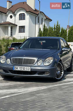 Седан Mercedes-Benz E-Class 2003 в Ровно